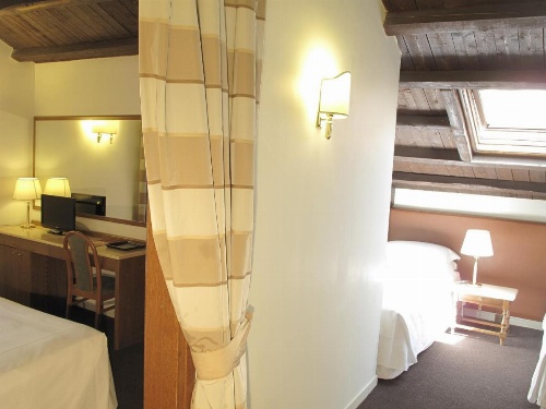 Hotel Albergo Santa Chiara image 6